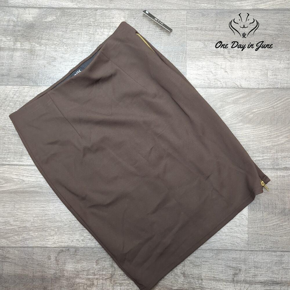 Eric  Signature Comfort Waist Zip Split Mini Skirt Size 8